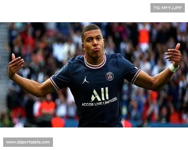 姆巴佩身披十号埃基蒂克九号引领法国队新锋线组合崛起 姆巴佩身披十号埃基蒂克九号引领法国队新锋线组合崛起